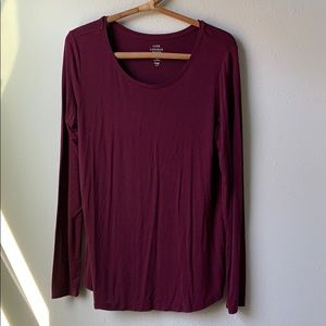 🎈 DONATED 🎈 burgundy long sleeve luxe shirt